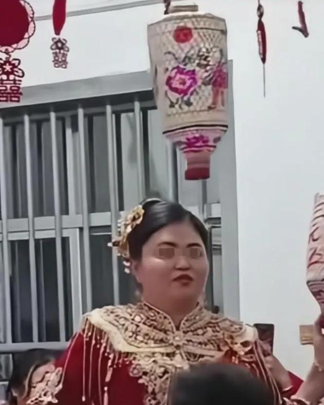 女生结婚，千万要有彩礼。彩礼是男方态度的试金石，是女生生活的保障，也是传统习俗的