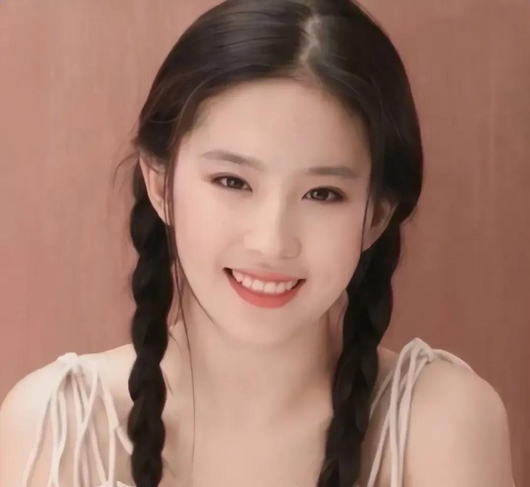 能不能禁止刘亦菲和人打招呼#明星 刘亦菲# #刘亦菲演技蜕变# #刘亦菲身材# 