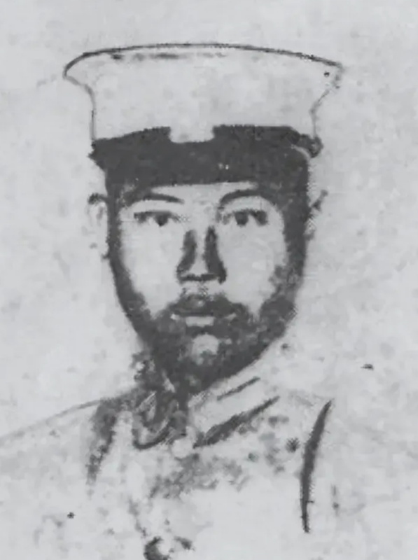 1935年，张学良听说王家烈没有坐过飞机，就邀请他在天上飞一圈，谁知王家烈一上飞