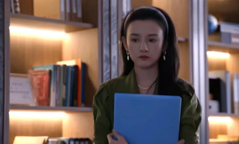 《淬火年代》第17-18集预告，秦川要结婚了！崔冰冰告诉柳钧，上海那边给她一个很