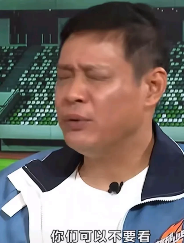 高薪话题是男足的逆鳞，你可千万不要去碰！

继前国足徐亮情绪失控，怒怼建议男足降