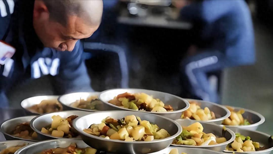 罪犯以绝食抗争？那是影视剧演的，现实中根本行不通