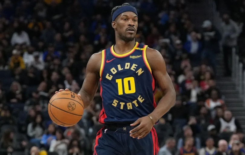 字母哥被防麻了！
作为内线大杀器，竟然被格林防住了，16中5，才31.3%的命中