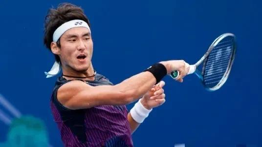 小布升格一哥，晋级挑战赛决赛
这也是小布首个175挑战赛决赛
他拿到90分，20