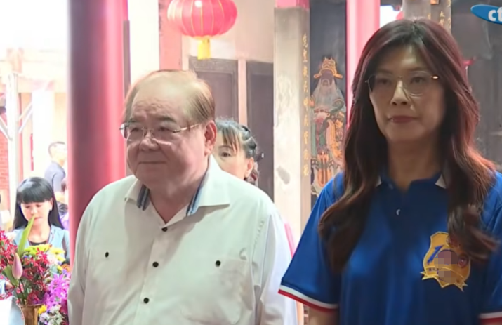 郑丽文拜会李乾龙   争取党内派系支持

国民党主席参选人郑丽文今天（3日）上午