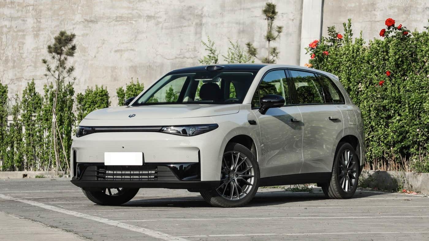 2025粤港澳车展亮相，12.28万起配备激光雷达，纯电/增程两种动力