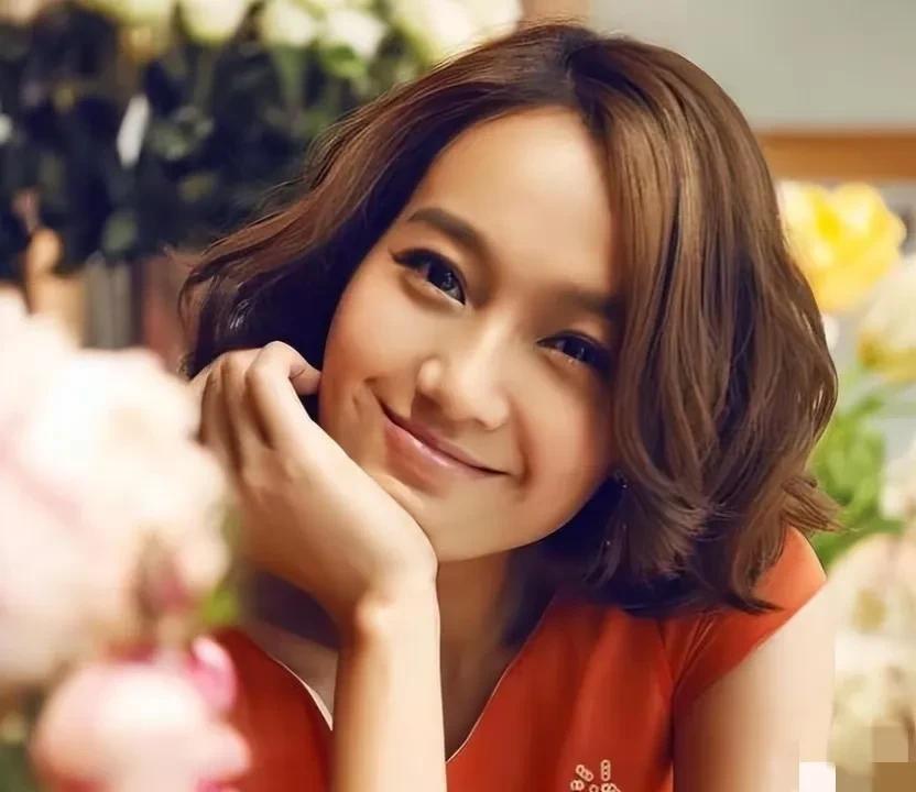 因为朱丹的抽象发言，
大家都在忙着心疼宁静,
心疼朱丹女儿,甚至在心疼周一围，最