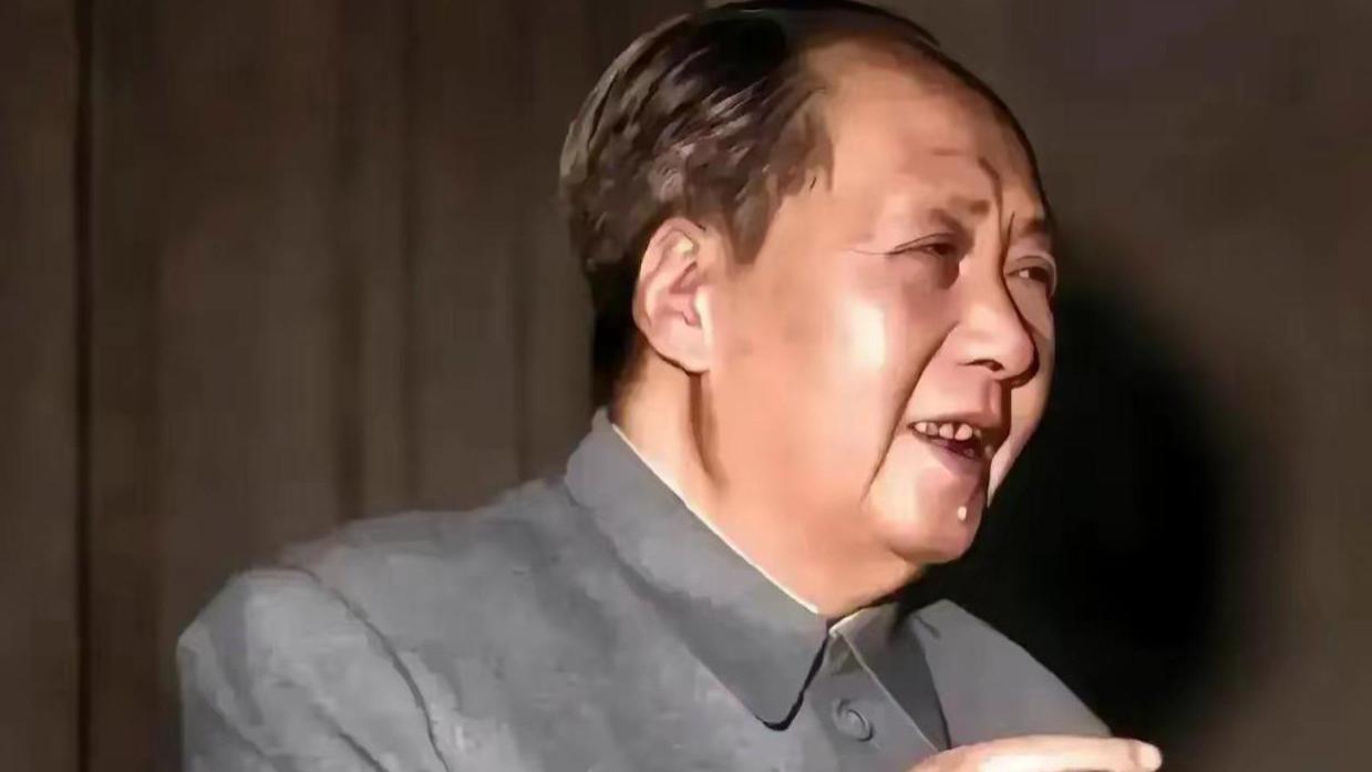 名流夏默庵出对子刁难毛主席，听到下联后当场变脸