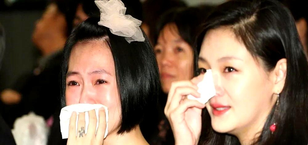 大S悼念大炳短信引人泪目











什么？大S给已经去世的大炳发短信