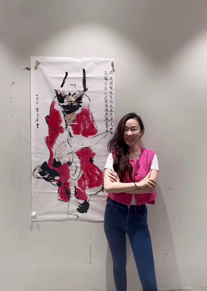 没想到，霍思燕还真多才，原本以为她半隐退不当演员后就养宠物花草过着养尊处优的日子