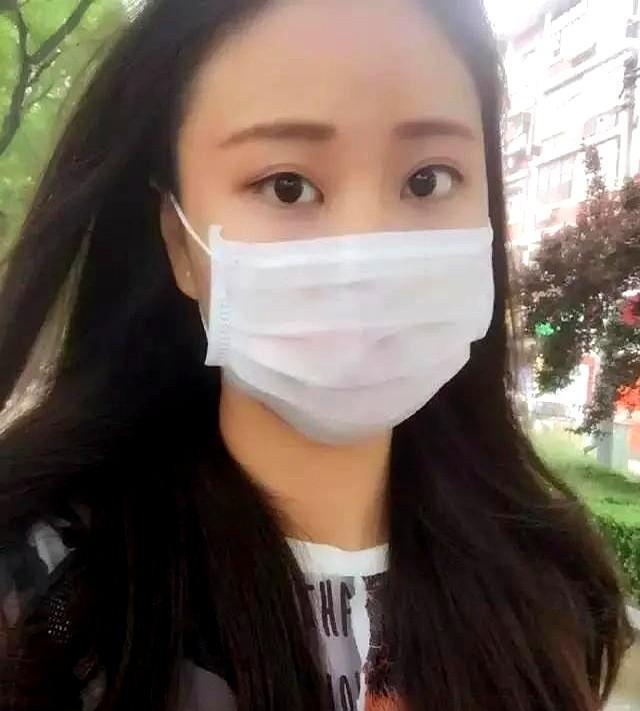 88年的，37岁，生活简直可以用一地鸡毛来形容，估计没有更惨的了！！
离了八年，
