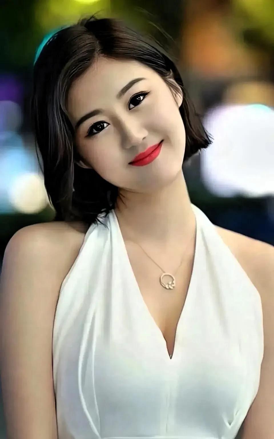 男人某方面不行，钱能留住女人吗？
钱可以短时间留住女人。
金钱虽然短时间能留住女