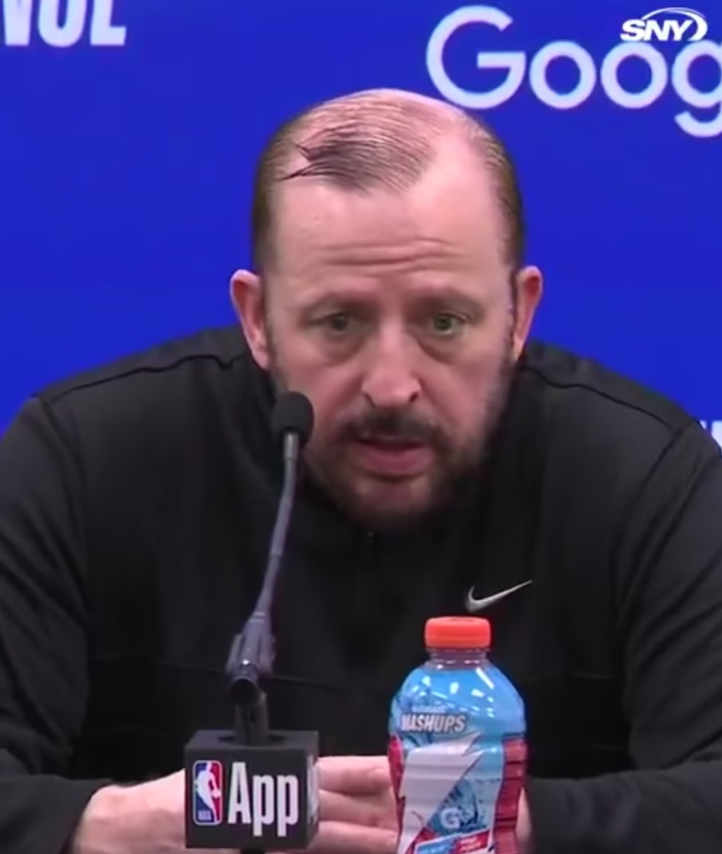 NBA季后赛继续进行，尼克斯将与步行者展开东决G4比赛。赛前，尼克斯主帅锡伯杜接