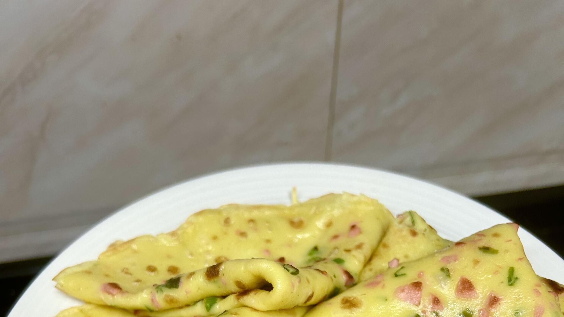 10分钟搞定神仙早餐！葱花火腿鸡蛋卷饼，软嫩鲜香，一口上瘾！