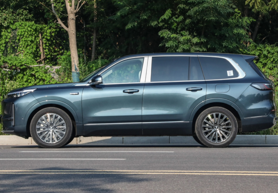 银河M9预售19.38W？放心，还有空间
19.38W起的预售价可能很多人会有点