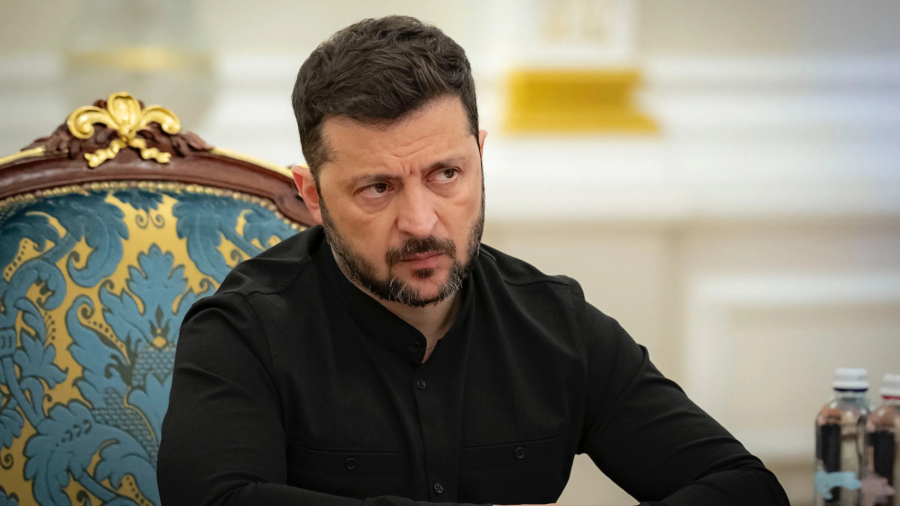 泽连斯基：反腐，我亲自来抓。
乌克兰总统泽连斯基近日签署命令，将原本独立运作的两