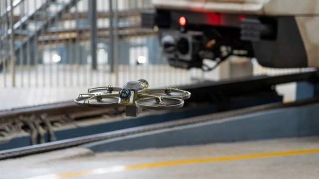 智慧赋能地铁 “大后方”！ 11 号线朝阳路车辆段开启智能检修新时代