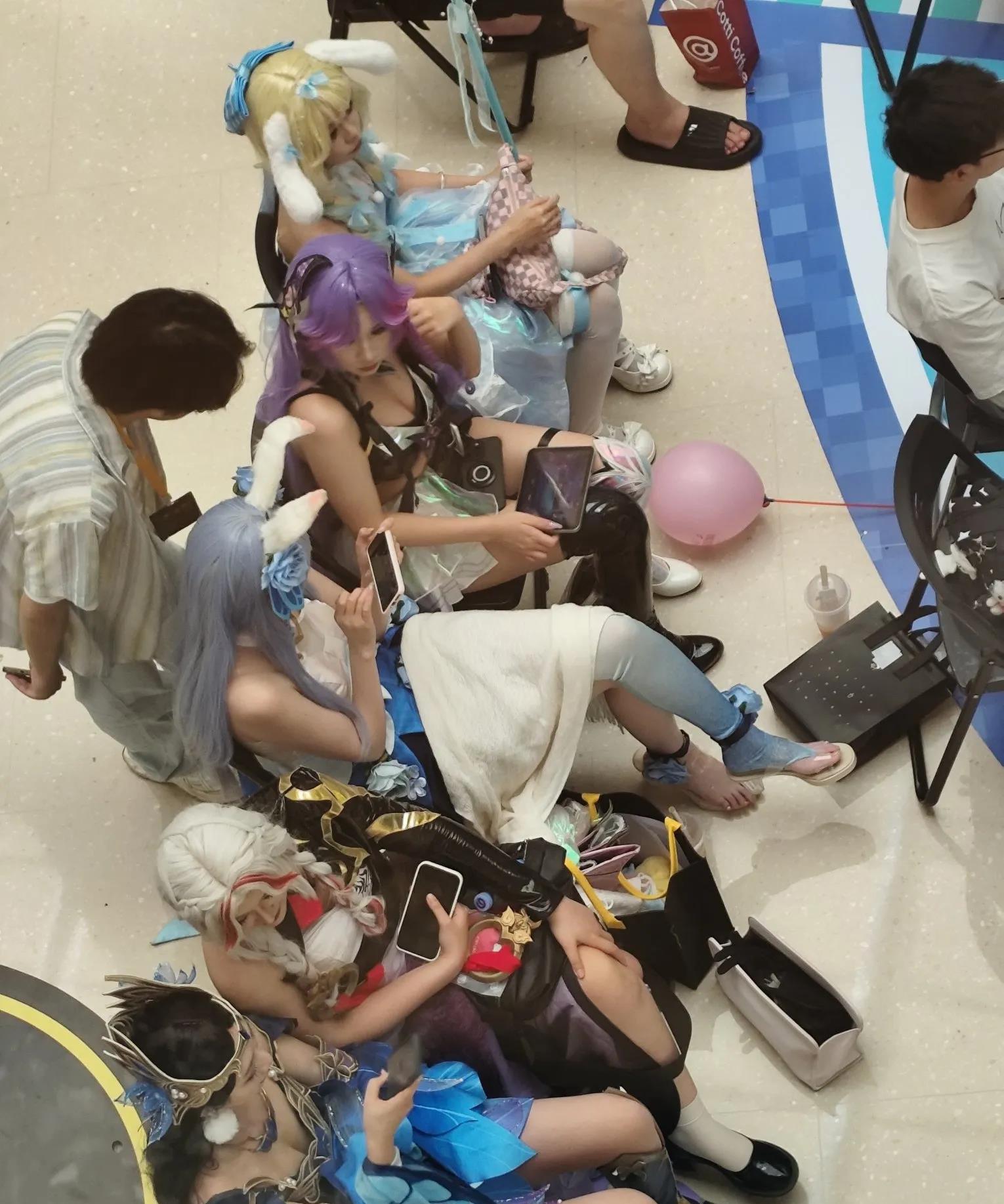 这种女人，嫁给我我都不敢要，养不起。