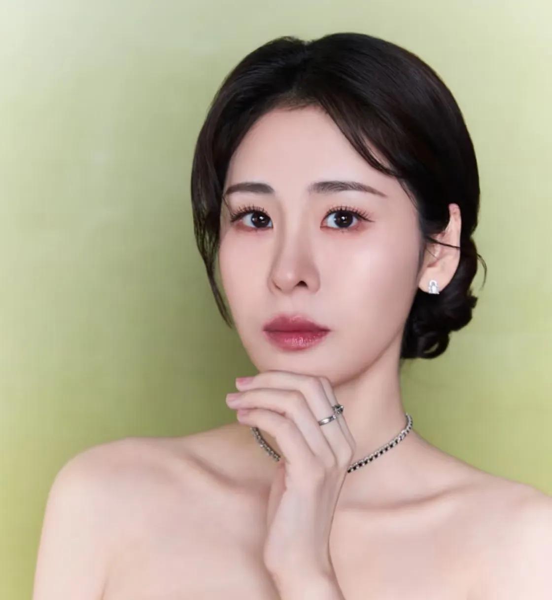 真不是我吹
如果我是张碧晨
我绝对会做这一件事，不是去宣称自己是原唱，而是赶紧感