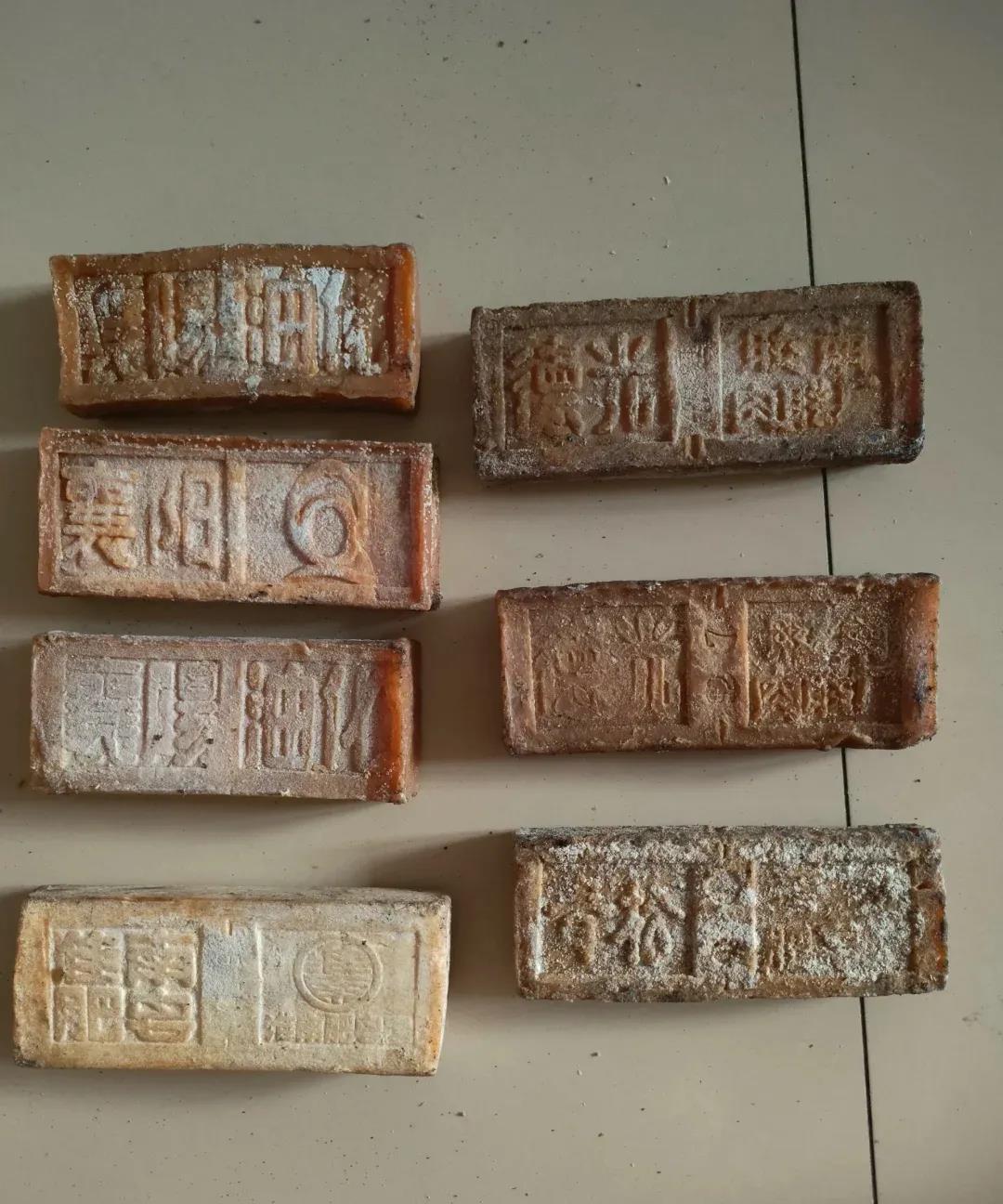 咋一看还以为是金条呢？原来是？有懂得是什么的吗？