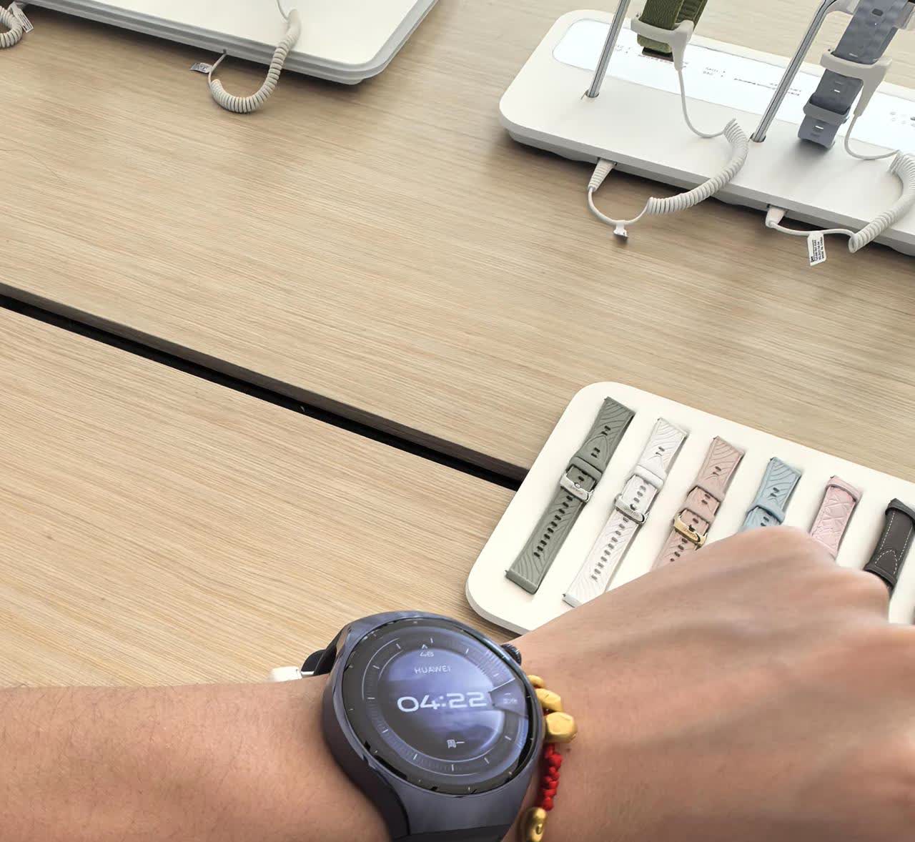 全新watch5和pro开始预订啦！全新watch5和pro开始预订啦！之前花粉
