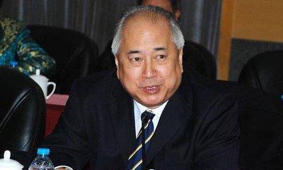 “中国科学院院士”姜伯驹再次语出惊人：“不是别人要卡我们的脖子，而是我们的教育困