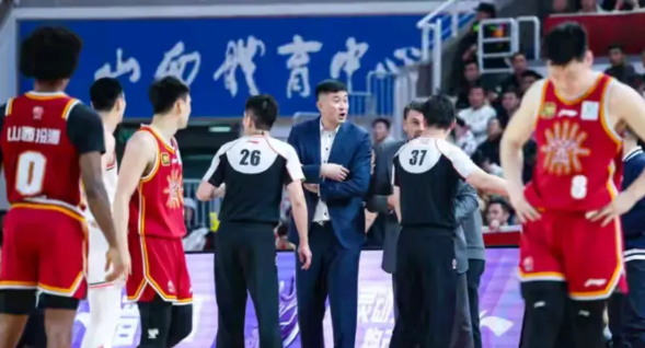 破案了，最后5秒为什么那么快？
一、裁判用的是山西时间，不是北京时间。
也可能山