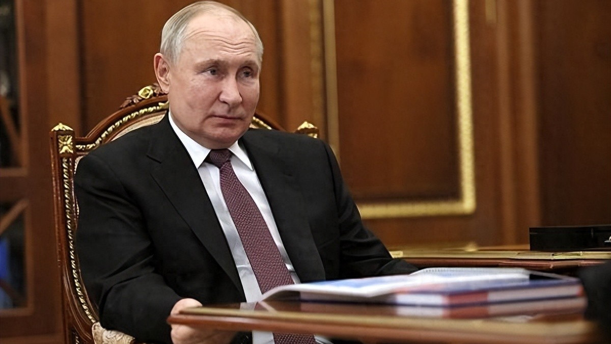 普京宣布停火72小时！中俄再度会面，王毅用8个字，定调中俄关系