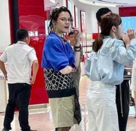 郭碧婷的世界终于塌了！
现在我一点也不羡慕当什么阔太了，因为但凡她有点地位，就会