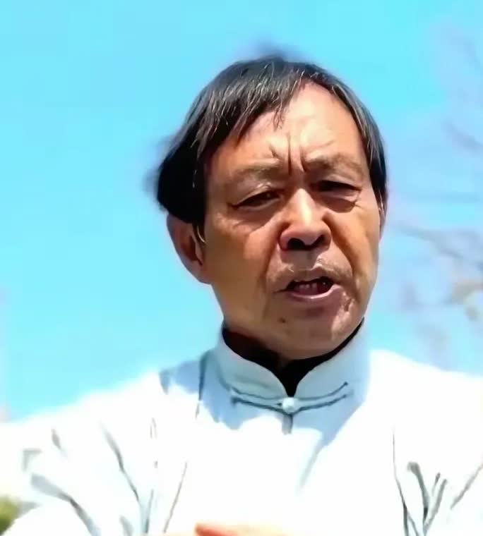 马保国都已经是个70多岁的古稀之人了，可到如今却依旧不得安宁，成天不是约这个，就