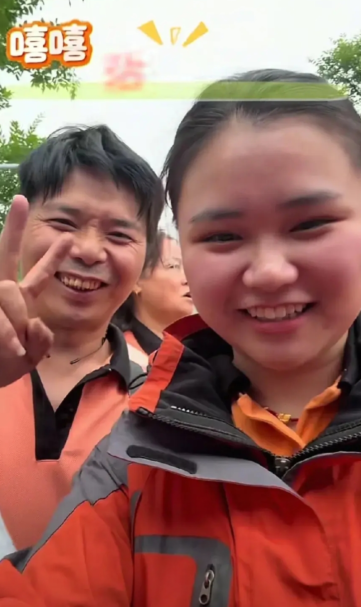 这么多寻亲家庭直播卖货，还就是陈杨梅家没有被喷吧？高考期间，棉花糖爸爸带着女儿参