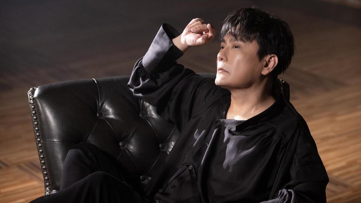 张信哲《共犯》MV8月10日上线，横跨四大城市电影规格拍摄