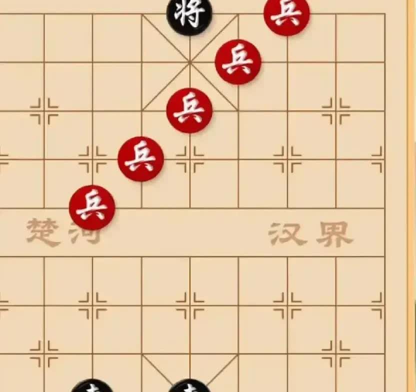 “天王老子来了也是黑棋赢，输了我喝十大碗水，”黑方老头信誓旦旦的说说。

老