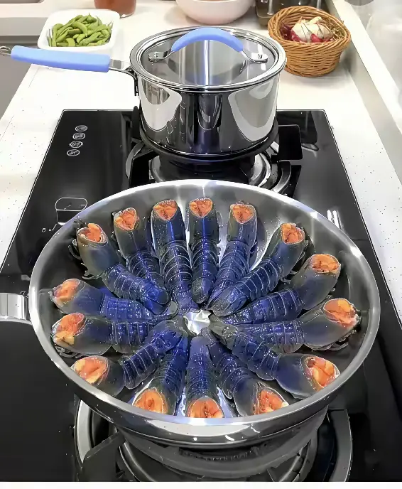 这是多么奢侈的生活啊，你们吃过吗？这是什么？

