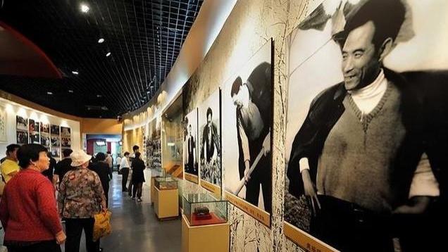 焦裕禄唯一当兵的儿子，初中毕业报名参军，一干就是二十年