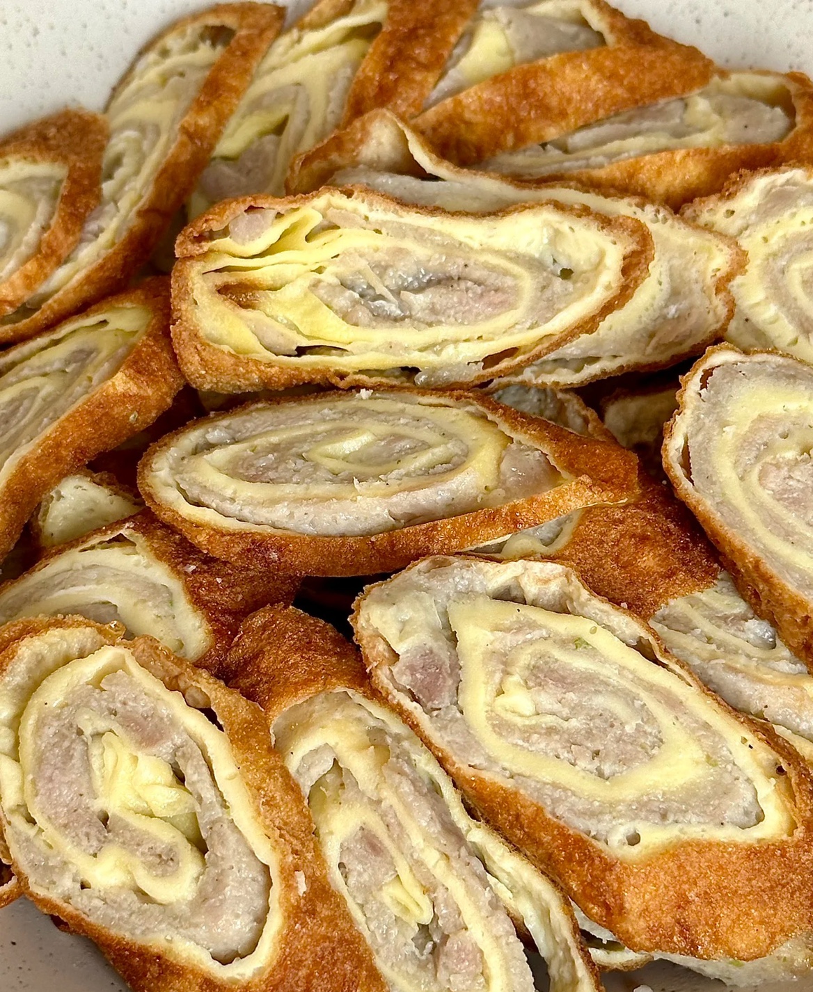 这道美食出自哪里？叫什么呀，颜值和食欲都在线
