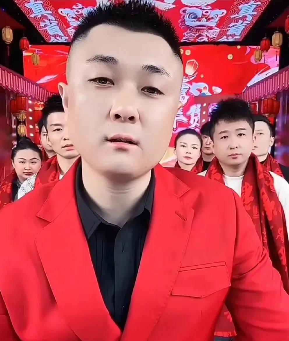老狗佩服太原老葛从一个战地记者走到今天，成功的成为ks老二！
        现