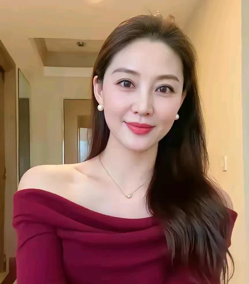 女人一定要明白，一旦和外面的男人有了私密关系，夫妻关系就回不到从前了。



这