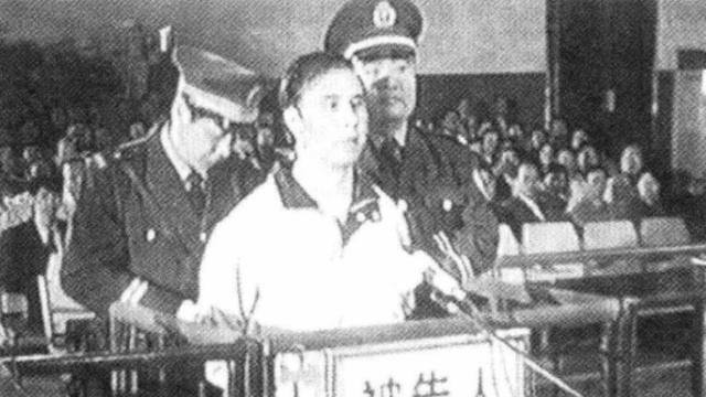 1999年，走私800多亿的赖昌星逃到加拿大，是谁给他通风报信