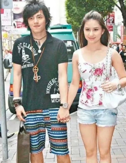 何超莲不愧是赌王千金，交往过的三任男友就没有丑的。