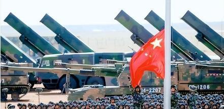 中国目前的兵力能否与美国抗衡？这么说吧，中国现在的实力别说抗衡了，都能把美国按在