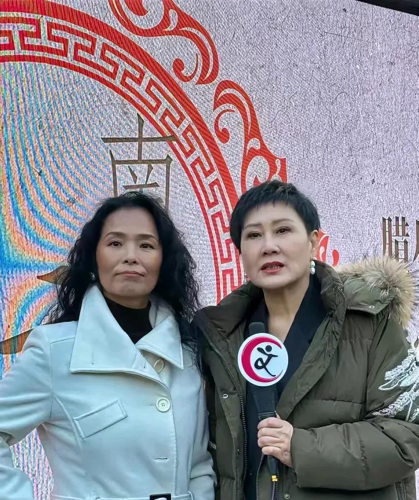 张凯丽和韦唯同出席活动！
63岁的张凯丽，62岁的韦唯，两人相差1岁！
韦唯的属