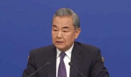 “西方有句话，没有永远的朋友，只有永远的利益！”3月7日，王毅部长用西方的话回应