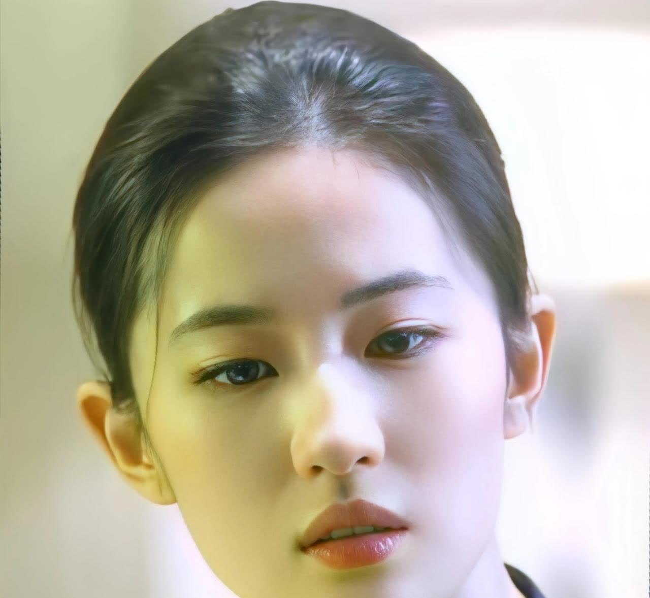 刘亦菲, 仙女姐姐怼脸拍和这侧颜杀，美得让人心动！