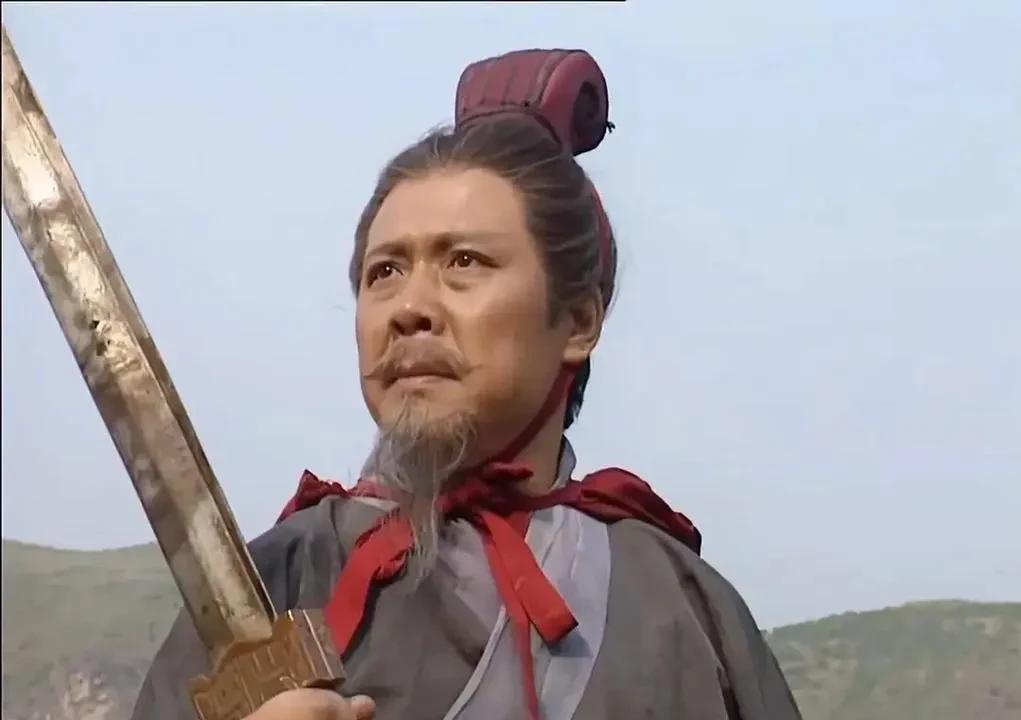 刘备为什么说自己是中山靖王之后，而不说自己是高祖刘邦之后？
主要是因为刘备是小宗