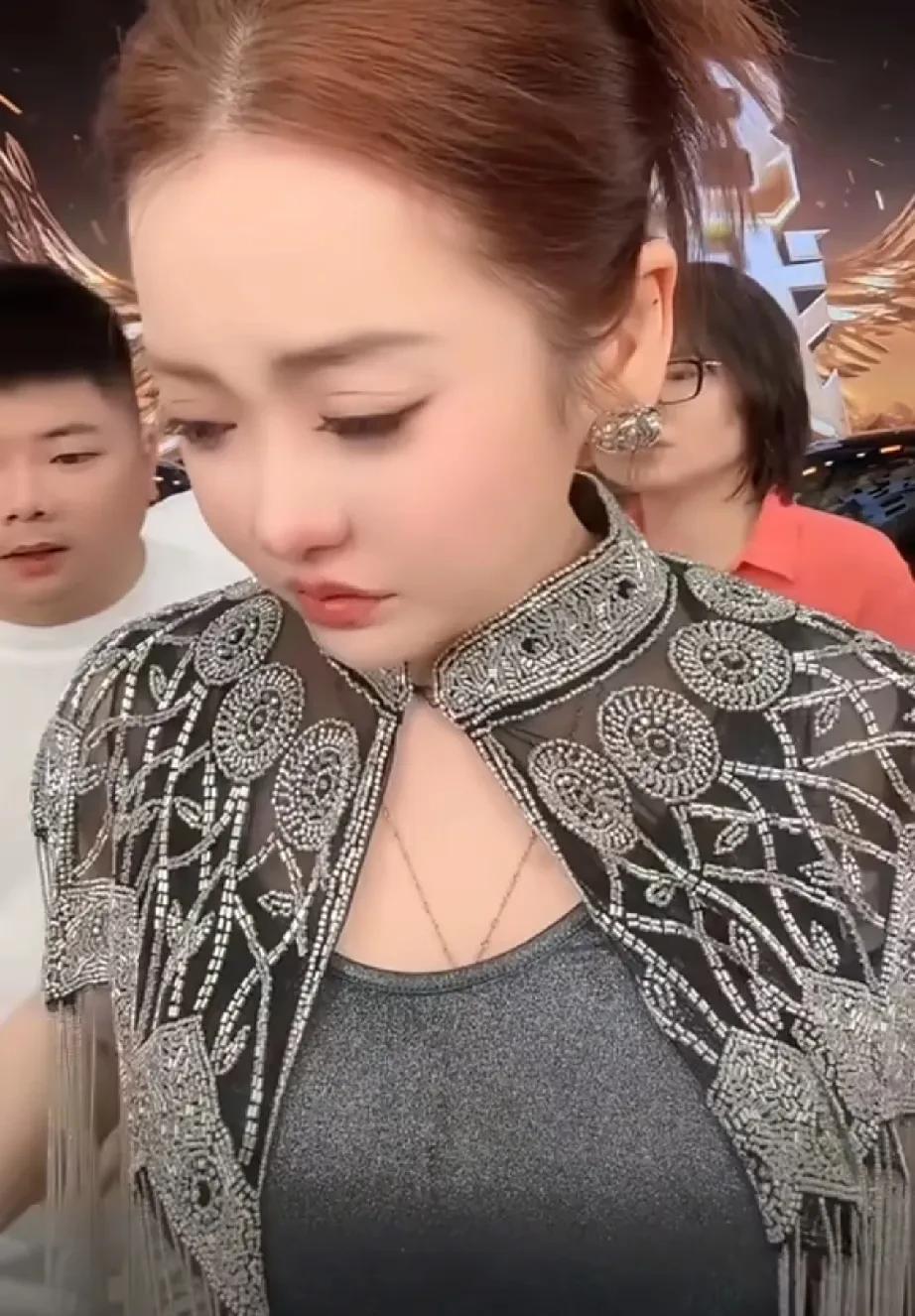 【辛巴又把蛋蛋骂哭了】今天辛巴与徒弟蛋蛋在618收官战连麦，让蛋蛋停播遭拒，质问