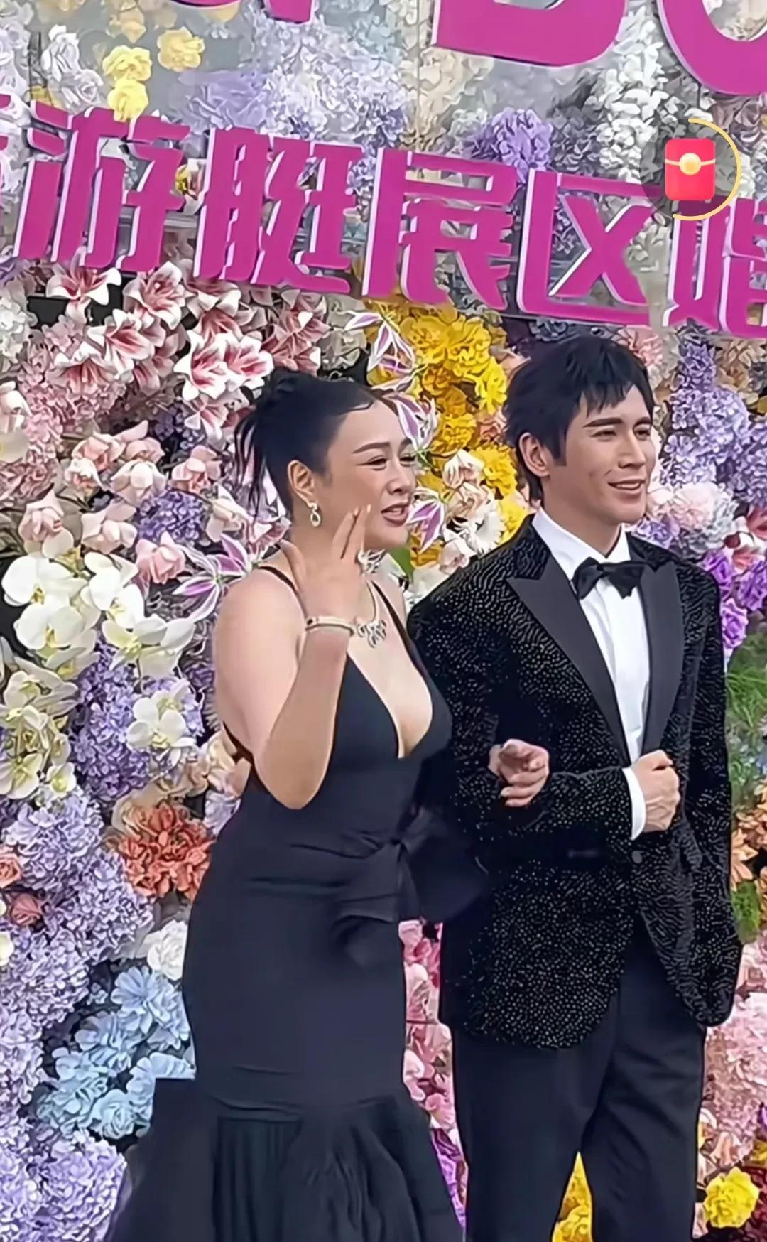 钟丽缇，引发热议！
4月16日，钟丽缇和老公张伦硕一起登上热搜榜！这次不是因为两