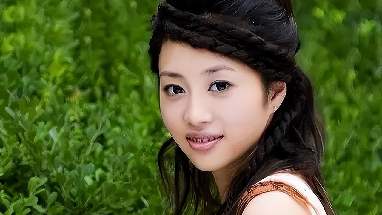 张龄心在荧屏上演的那些敢爱敢恨的角色，谁能料到她现实里也这么有个性