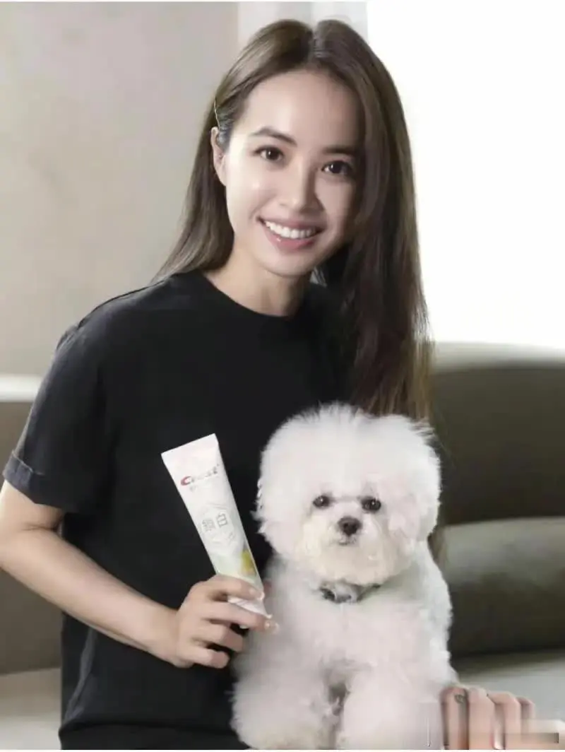 兄弟们，私心觉得，蔡依林和张靓颖，谁更好看点？