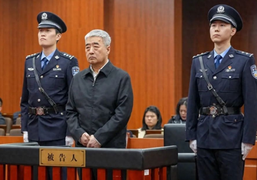 工行原副行长张红力，受贿额高达1.77亿余元，一审被判处死缓。

从张红力的违法